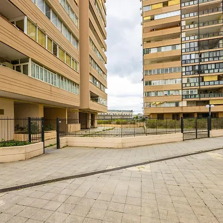 شقة Casa Kenzo With Parking By Napoliapartments