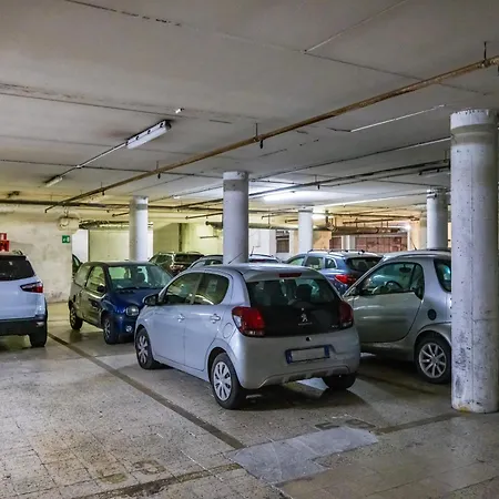 Casa Kenzo With Parking By Napoliapartments * نابولي