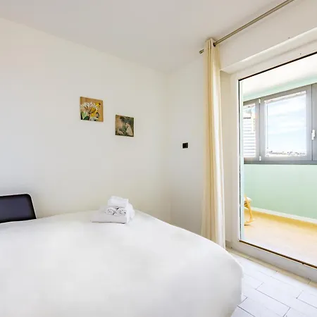 Casa Kenzo With Parking By Napoliapartments شقة نابولي