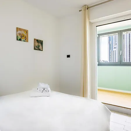 Lägenhet Casa Kenzo With Parking By Napoliapartments Neapel