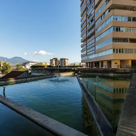 شقة Casa Kenzo With Parking By Napoliapartments