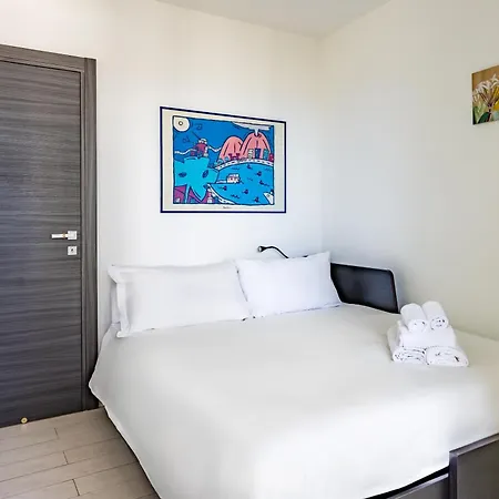 Casa Kenzo With Parking By Napoliapartments نابولي