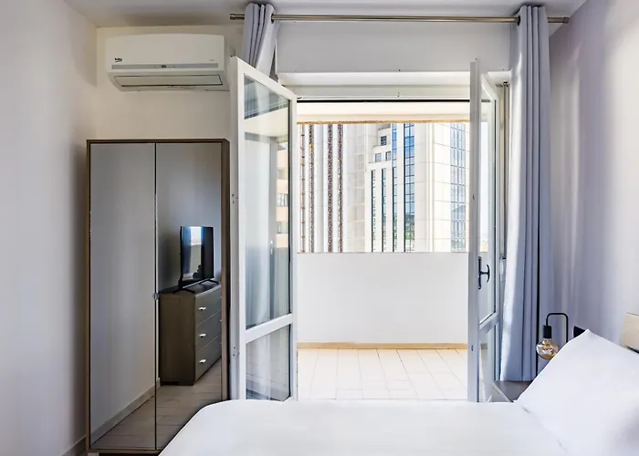 Casa Kenzo With Parking By Napoliapartments Appartamento *
