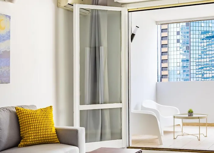 Casa Kenzo With Parking By Napoliapartments Appartamento