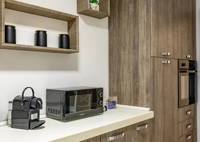 Casa Kenzo With Parking By Napoliapartments